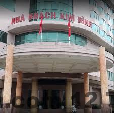 Một bức ảnh khách sạn Trung Lâm từ trên cao cho thấy sự kết nối với các khu vực xung quanh.