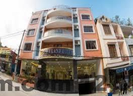 Không gian ăn uống đơn giản tại Ngọc Linh hotel SaPa