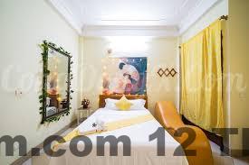 Không gian xung quanh khách sạn với sự yên tĩnh.