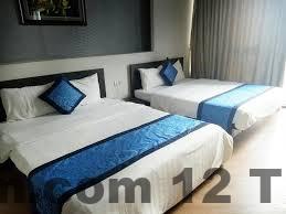 Khách sạn Blue Star Review 2026: Sự lựa chọn lý tưởng cho chuyến công tác tại Hà Nội 2 Khách sạn Blue Star nhìn từ bên ngoài với kiến trúc hiện đại và không gian rộng rãi.