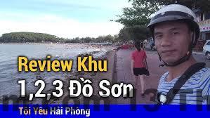 Bữa sáng buffet đa dạng với các món ăn truyền thống và quốc tế.