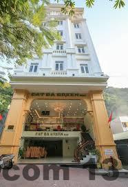 Các nhân viên phục vụ niềm nở và thân thiện.