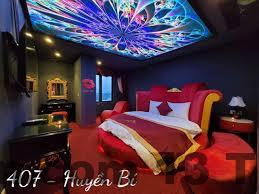 Phòng khách sạn Hoàng Gia II – Nội thất rộng rãi, tuy nhiên cần nâng cấp một số trang thiết bị