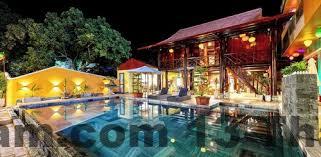 Phòng nghỉ của GREENBAY HOTEL với không gian rộng rãi và sạch sẽ.