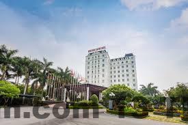Hồ bơi thoải mái tại khách sạn 555 Ninh Binh Hotel.