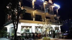 Hồ bơi ngoài trời tại Lotus 68