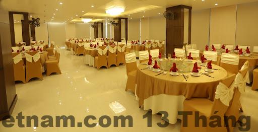 Bữa sáng tuy không đa dạng nhưng đầy đủ dưỡng chất.