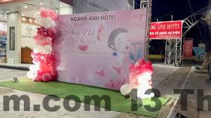 Dịch vụ nhân viên tại Hoàng Anh Hotel được đánh giá thân thiện nhưng còn một số điểm cần cải thiện về tốc độ phục vụ.