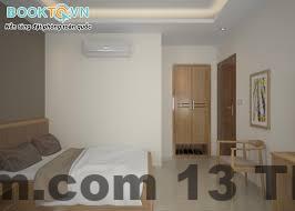 Phòng khách sạn rộng rãi, sạch sẽ nhưng cần bảo dưỡng thêm một số đồ nội thất.