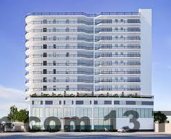 Hồ bơi ngoài trời của khách sạn Ánh Sáng