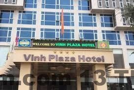 Vị trí trung tâm thành phố là điểm mạnh của khách sạn Vinh Plaza, dễ dàng kết nối đến nhiều địa điểm du lịch và dịch vụ khác.