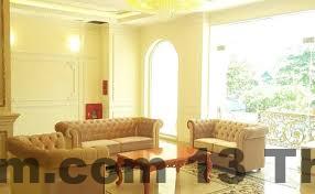 Buffet sáng khá phong phú nhưng một số món ăn không quá ngon, có thể cải thiện chất lượng món ăn