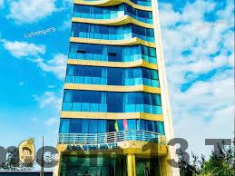 Phòng nghỉ tại Diamond Hotel đơn giản nhưng đầy đủ tiện nghi, tạo cảm giác thoải mái cho khách lưu trú.