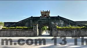 Hồ bơi khách sạn