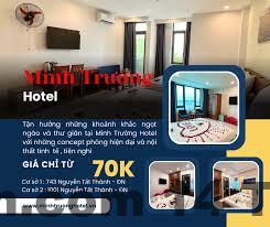 Nhân viên của khách sạn Minh Trường luôn sẵn sàng hỗ trợ du khách với thái độ niềm nở.
