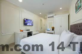 Khu vực đỗ xe tại Poseidon Hotel Hạ Long