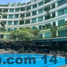 Khu vực lễ tân và sảnh chờ tại The Hanoi Club Hotel