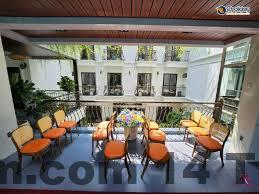 Không gian sinh hoạt chung bên trong Roza Palace Cat Ba