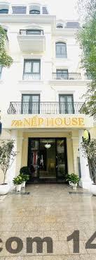 Không gian phòng nghỉ phong cách tối giản tại Khách Sạn The Nếp House