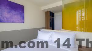 Bãi đỗ xe rộng rãi phù hợp xe cá nhân và xe công tác