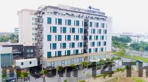 Không gian sinh hoạt chung đơn giản tại Khách sạn Sông Lô Hải Dương