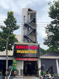 Không gian ăn sáng đơn giản tại khách sạn Hoàng Gia