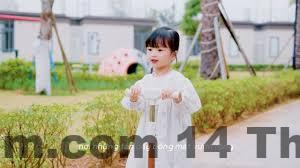 Quầy lễ tân khách sạn nhỏ tại Hạ Long với phong cách phục vụ thân thiện