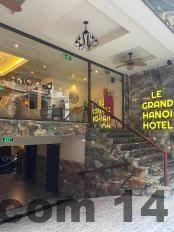 Khu vực lễ tân khách sạn Collection O Le Grand Hanoi Hotel