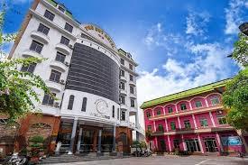 Khu vực chung của Khách Sạn Hoa Sen Lạng Sơn đơn giản, không có tiện ích giải trí