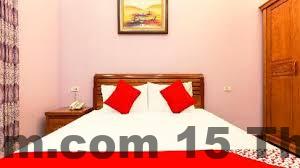 Phòng ngủ Phương Thảo Hotel đơn giản, giường đôi, nội thất cơ bản