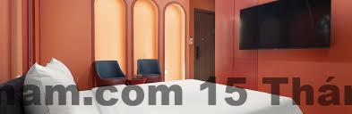 Hồ bơi tại Jacayl Hotel