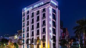 Nhân viên Jacayl Hotel