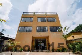 Nhân viên khách sạn - Đội ngũ nhân viên thân thiện, nhiệt tình