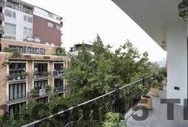 Đội ngũ nhân viên tại khách sạn luôn tạo ra một không khí thân thiện, giúp khách cảm thấy dễ chịu ngay từ khi bước vào.