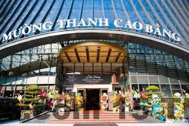 Đánh giá chi tiết Khách Sạn Luxury 75 Kim Đồng: Nơi dừng chân lý tưởng tại Cao Bằng 5 Nhân viên khách sạn thân thiện và nhiệt tình