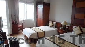 Khách sạn Royal Tuyên Quang nằm ngay mặt đường lớn thuận tiện di chuyển