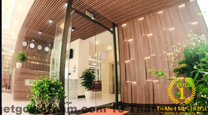 Phòng nghỉ tại Sunny Sầm Sơn với thiết kế đơn giản và đầy đủ tiện nghi.