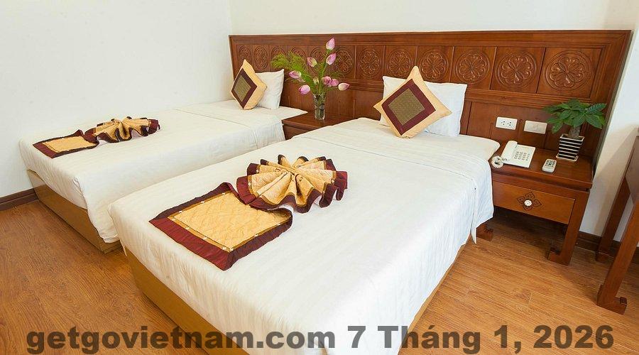 Nhân viên khách sạn Le Foyer Hà Nội