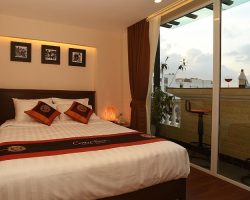 khach-s-n-centre-point