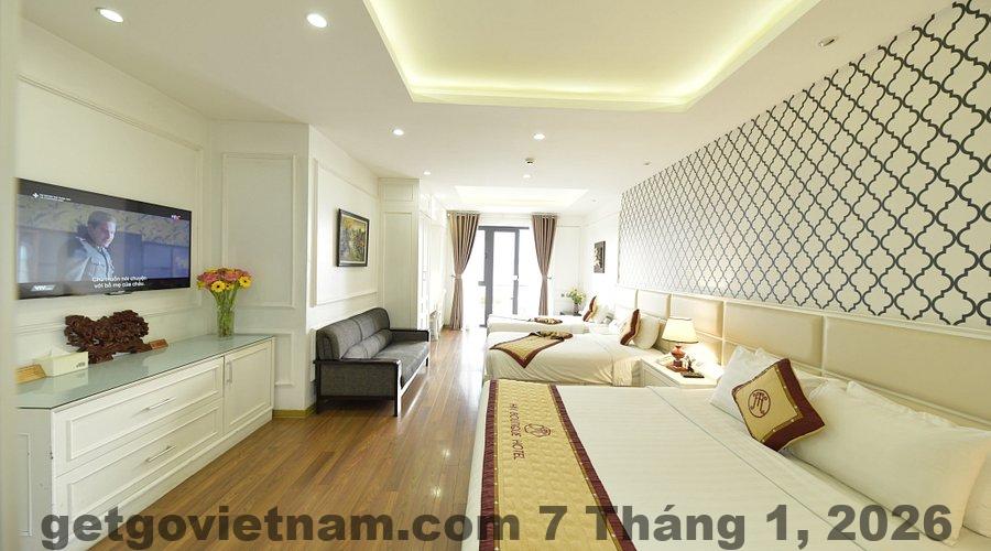 Không gian sảnh lễ tân Hanoi HM Boutique Hotel với phong cách boutique hiện đại