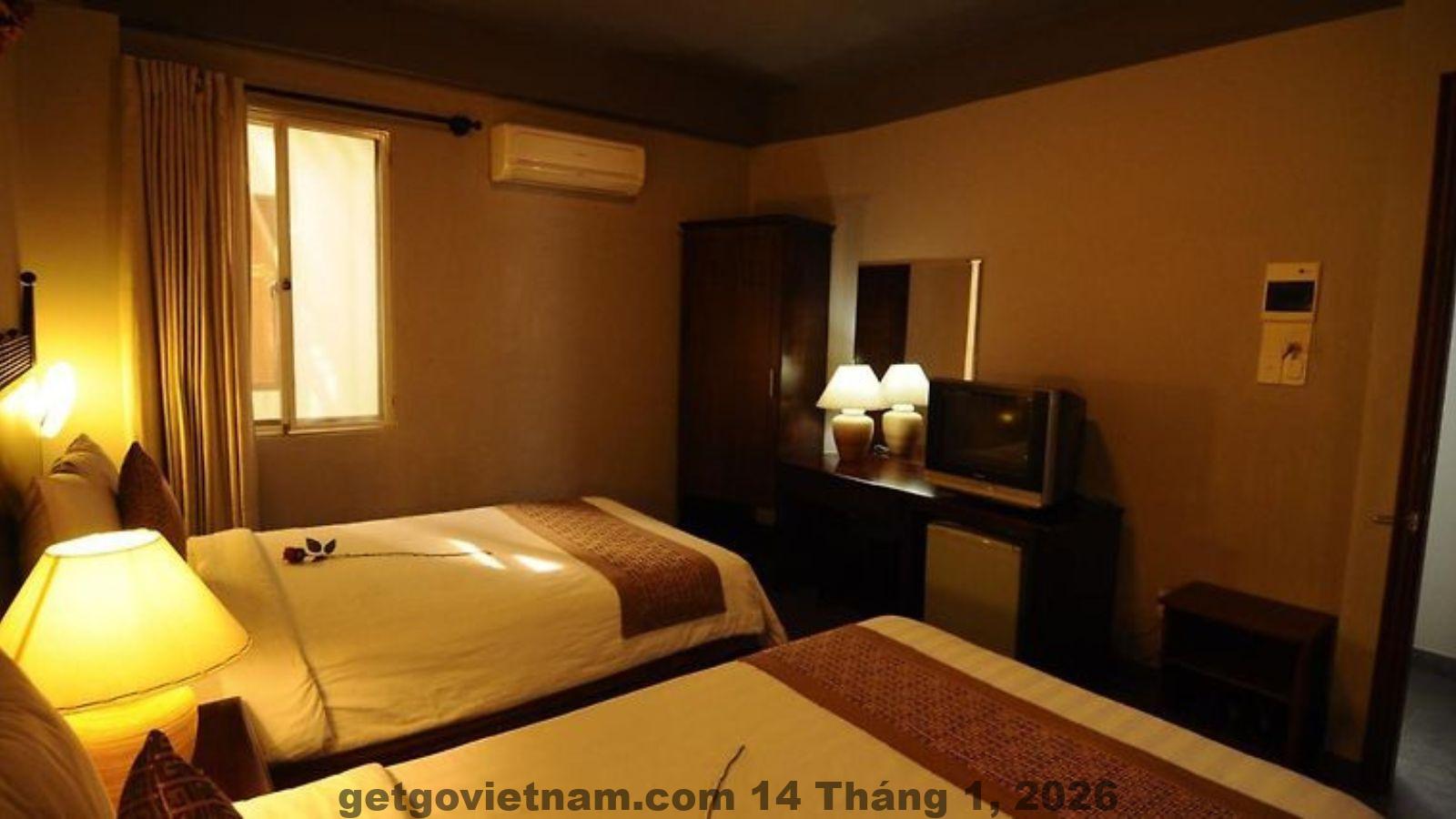Hồ bơi tại Liên Thành Hotel