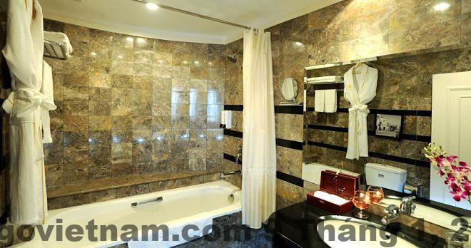 Vị trí Khách sạn New Era trên trục đường Nguyễn Văn Cừ Long Biên