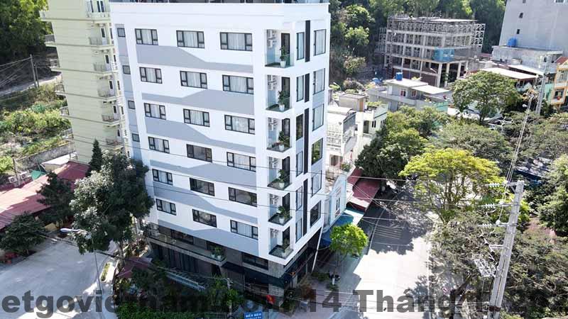 Không gian nhỏ gọn và phong cách phục vụ thân thiện tại CatBa Pandora Hotel & Travel