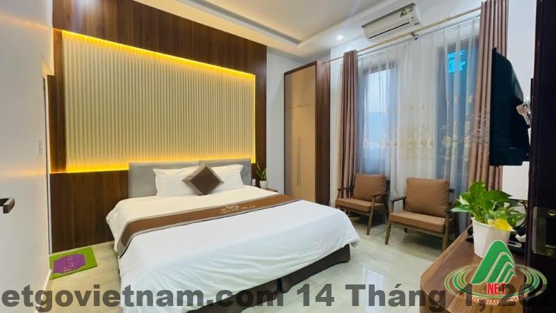 Phòng 1 giường tại Golden Mộc Châu Hotel với thiết kế đơn giản, đầy đủ tiện nghi cơ bản