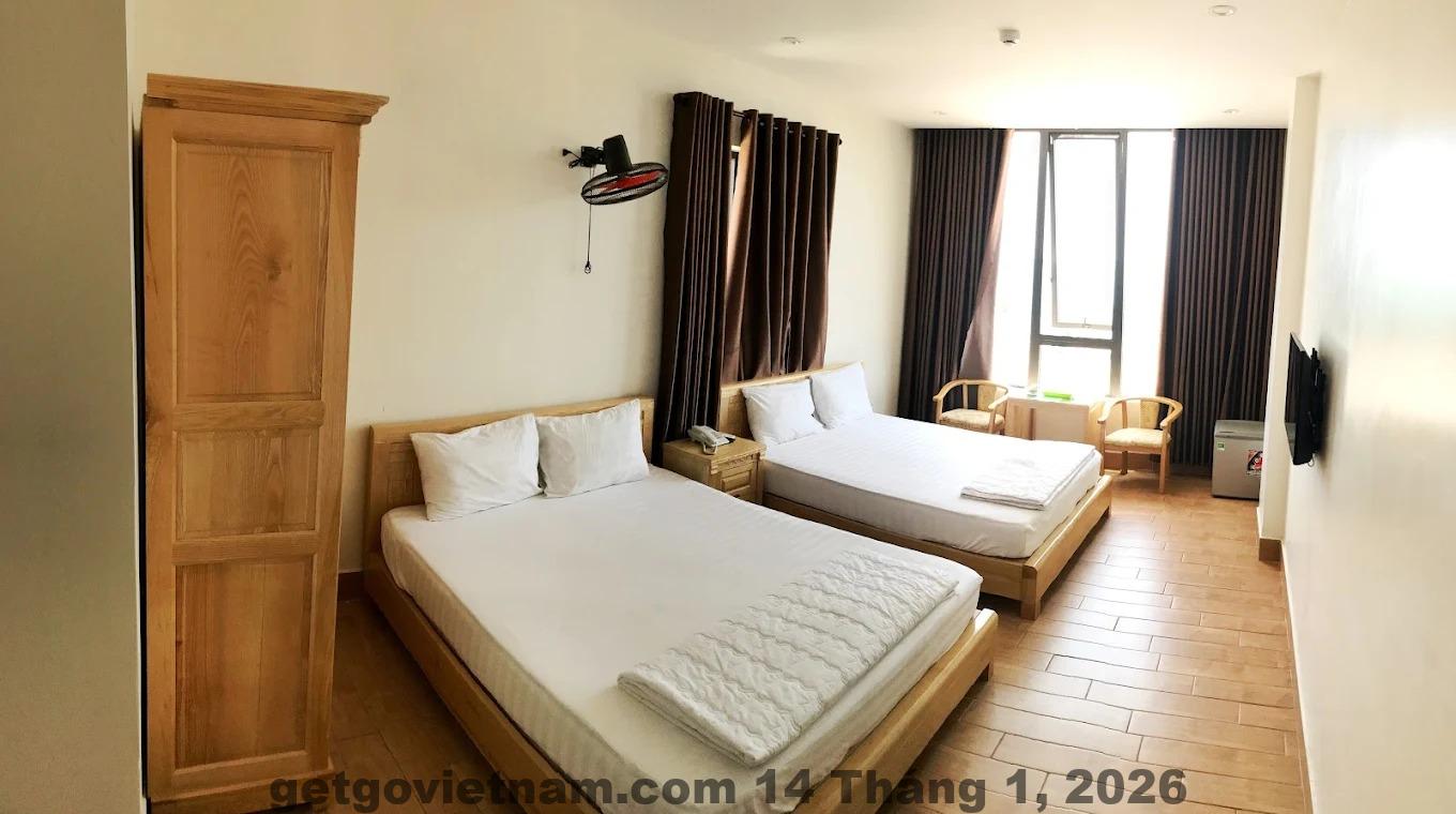 Nhân viên tại Đan Nguyên Phát Hotel