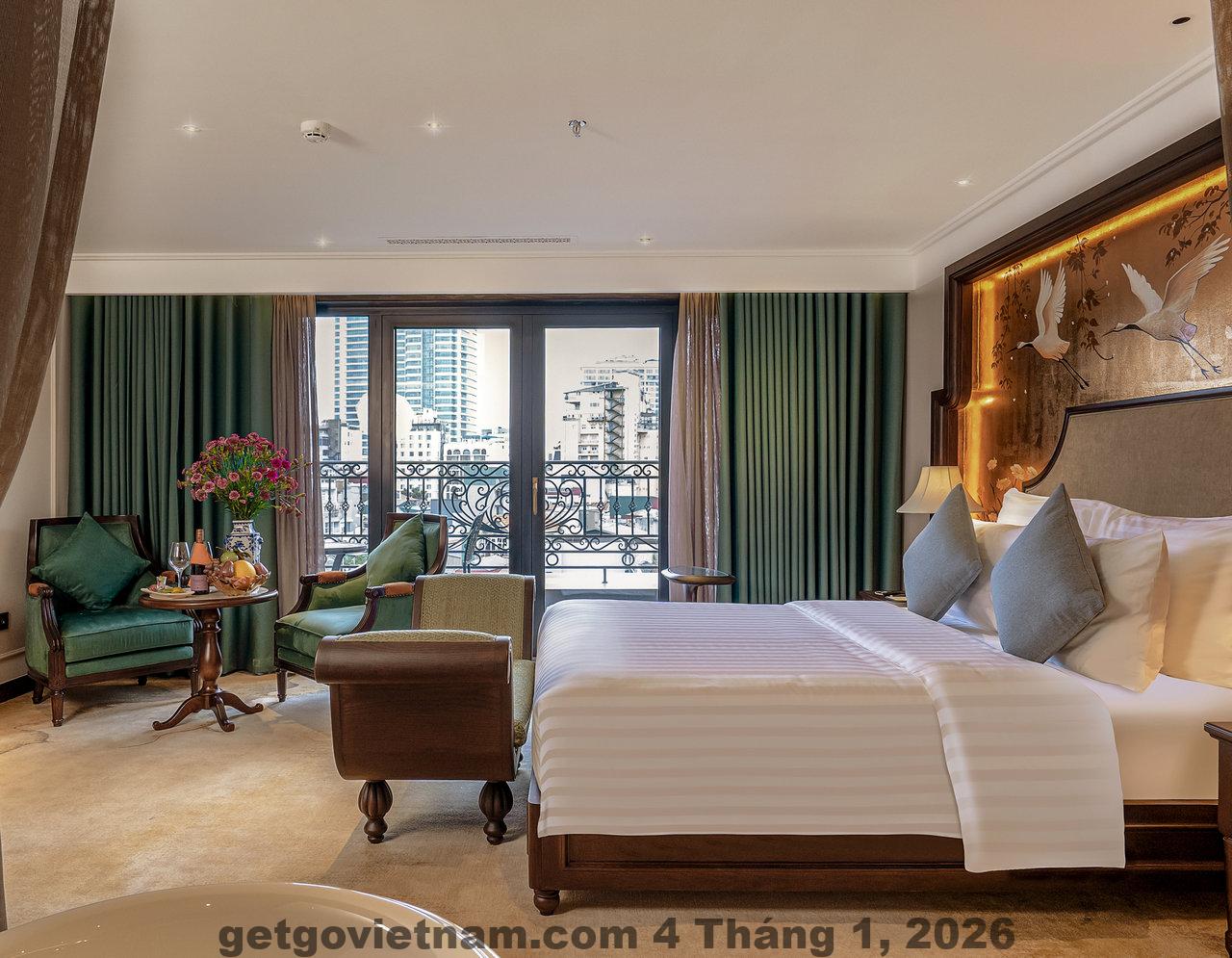 Nội thất phòng Rue De L’amour Boutique Hotel Hanoi - giường và không gian