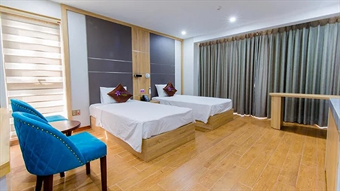 Vị trí Sakura Hotel Hòa Bình nằm trên trục đường Lê Thánh Tông, thuận tiện đi lại trong thành phố