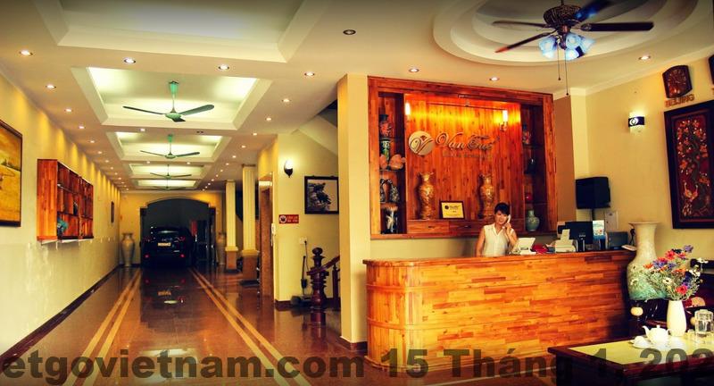 So sánh giá Bảo Linh Hotel với các khách sạn cùng phân khúc tại Tuyên Quang