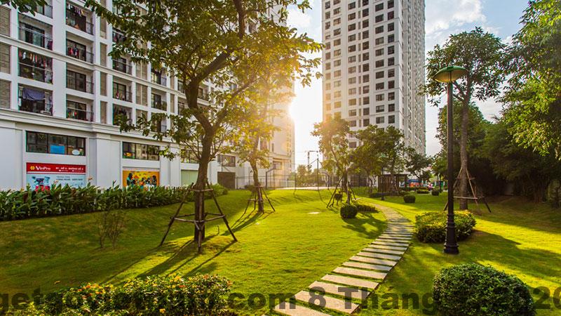 khong gian xanh vinhomes times city