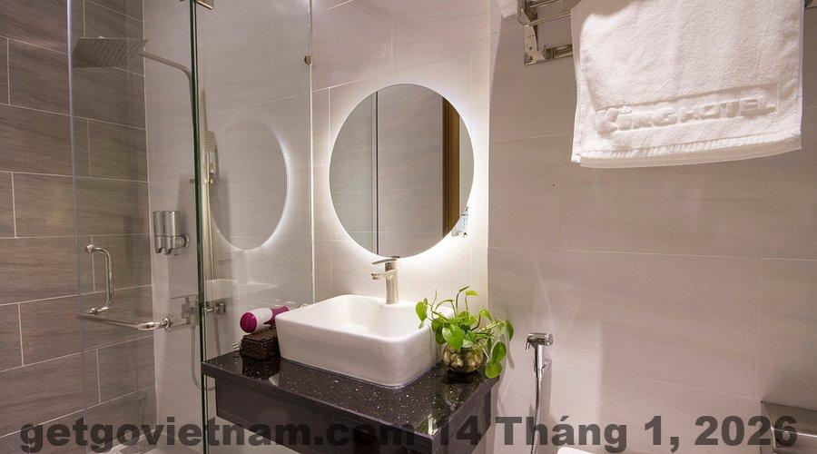 Nhân viên khách sạn King House Villa thân thiện và luôn sẵn sàng hỗ trợ du khách.